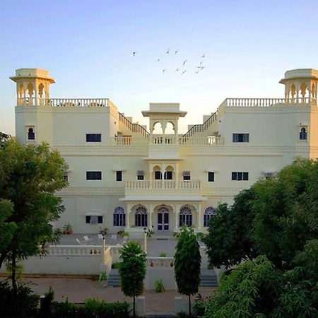 V Resorts Jhalamand Garh Jodhpur Джодпур Екстериор снимка